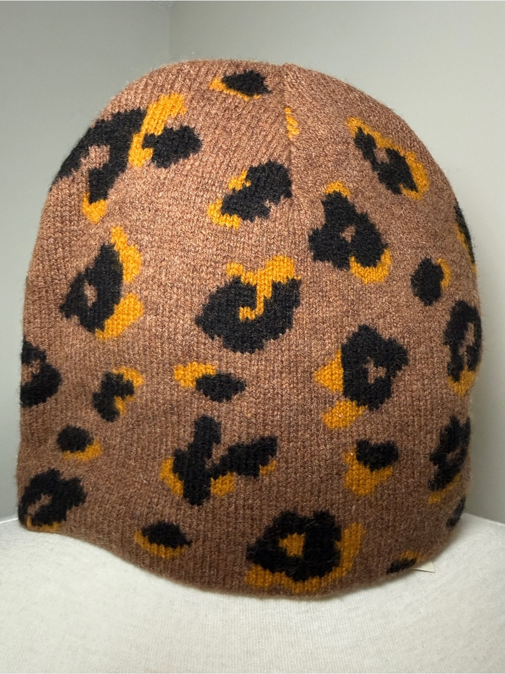 Madewell - NWT - Cheetah Print Beanie - one size